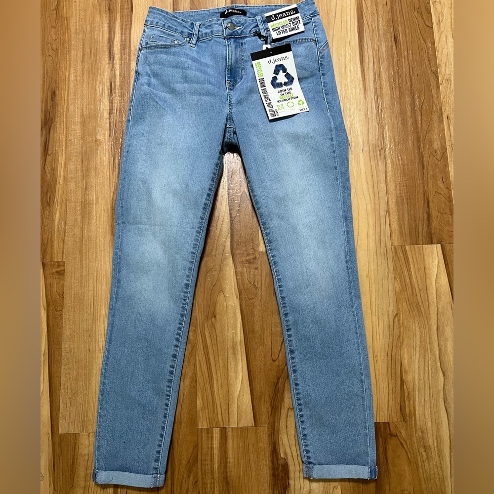 D.Jeans